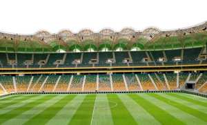 ملعب  المجاهد الراحل حسين آيت أحمد  بتيزي وزو : منشأة بالمعايير الدولية