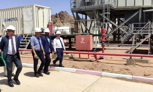 Djanet: une délégation du groupe Sonelgaz inspecte des installations énergétiques