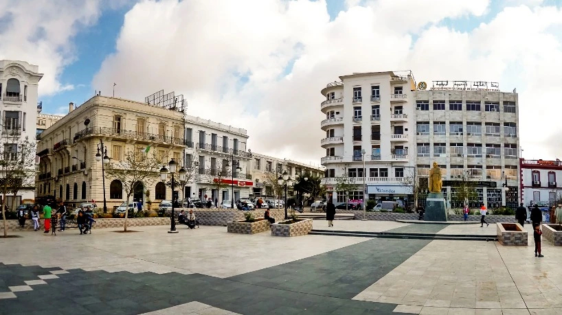 الجمعية الولائية للشباب الوطني بمعسكر توزع 300   كناش  