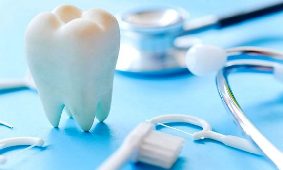 CAAT/Médecine dentaire: une convention-cadre pour l'assurance des risques professionnels des praticiens