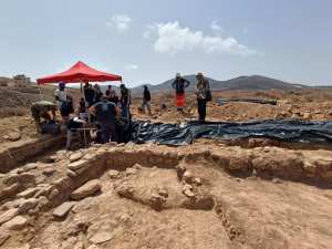 العثور على أسوار مدينة قديمة بتلمسان - الشعب أونلاين