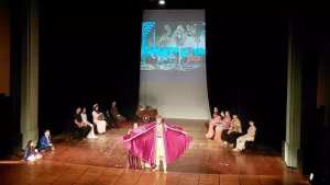 مولوجي تشرف على تخرج الدفعة الأولى لـ  مدرسة حديدوان  لمسرح الأطفال بالعاصمة