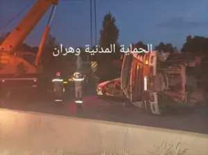 معسكر :قتيلان و13 جريحا في انقلاب حافلة لنقل المسافرين بعڨاز