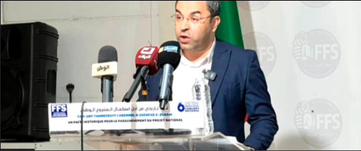 Aouchiche accoste en Grande-Kabylie