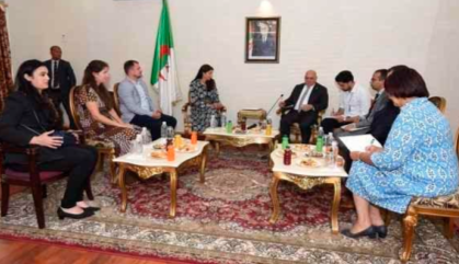 Rebiga reçoit la directrice du Musée d'Art africain de Belgrade