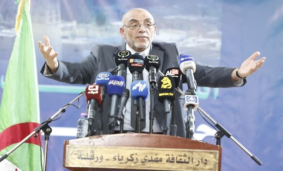 Présidentielle: le candidat Hassani Cherif affirme que son programme repose sur une réforme globale et structurelle de l'éducation et de l'enseignement