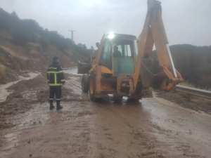 Plusieurs routes fermées à cause des pluies