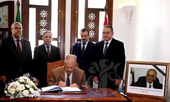 Décès de l'ancien Premier ministre libanais: Goudjil signe le registre de condoléances