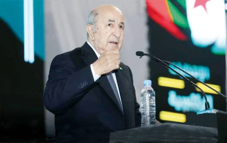 المترشح الحر عبد المجيد تبون في تجمع شعبي حاشد بالقاعة البيضاوية بالعاصمة .......