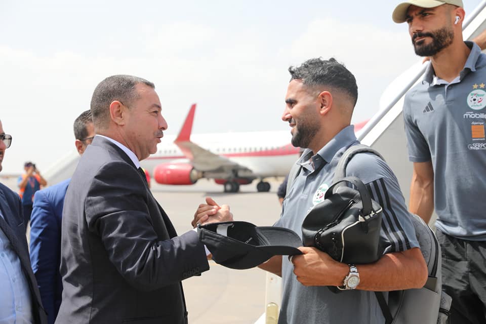 والي وهران يستقبل بعثة المنتخب الوطني - الشعب أونلاين