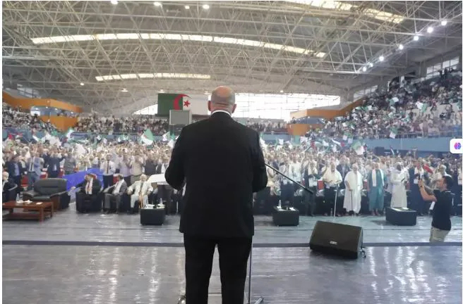 Un islamiste à la conquête du Palais d'El-Mouradia