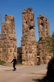 PONT AQUEDUC DE TIHNAINE