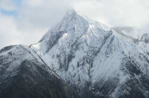 Tizi N'Berber : LA ZEENAIE DU MONT D’ISSEK