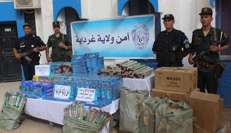 حجز 211 ألف وحدة من المفرقعات والألعاب النارية بغرداية