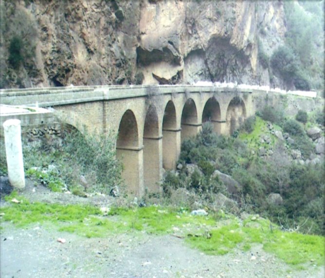 Kherrata : Pont de choabat El Akhira