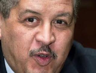 سلال يؤكد بورقلة على ضرورة ترقية النشاط الفلاحي ومساعدة الفلاحين خلال زيارته امس إلى الولاية