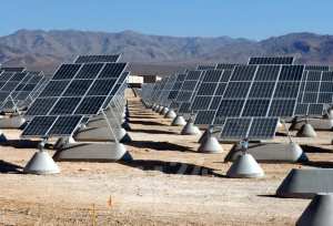 بشار: الشروع في إنجاز محطة كهروضوئية في بني ونيف