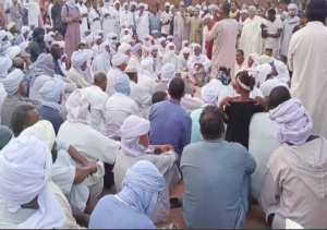 Une foule nombreuse prend part à la célébration