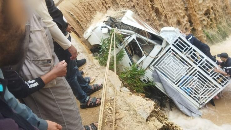 العثور على جثة الرضيع الذي جرفته السيول بالجلفة