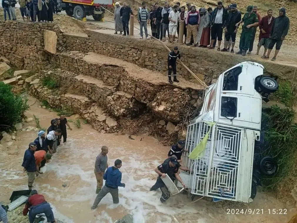 الجلفة: حالتا وفاة وفقدان طفل بسبب سيول الأمطار