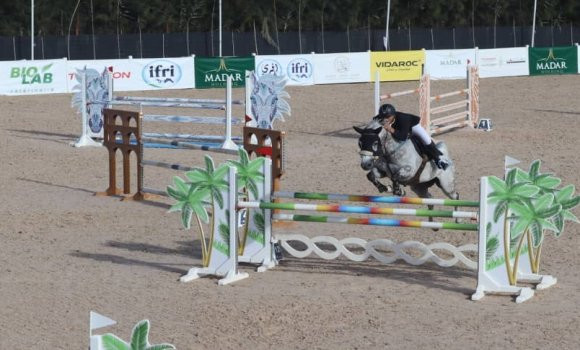 Equitation/Concours national de saut d'obstacles: le cavalier Benbakhti du club Hippique El- Moughit d'Oran s'adjuge le grand prix une étoile à Tipaza   