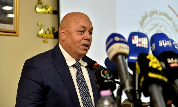 Alger: conférence historique sur les 