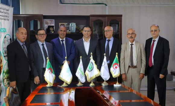 Signature d'une convention de partenariat entre l'Université de Constantine et l'agence NESDA