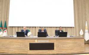 Habitat: Belaribi préside une réunion préparatoire de l'opération de distribution de logements prévue le 1er novembre