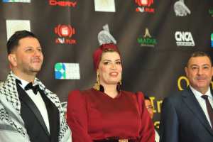 مولوجي تؤكد من وهران على انجازات الصناعة السينماتوغرافية - الشعب أونلاين