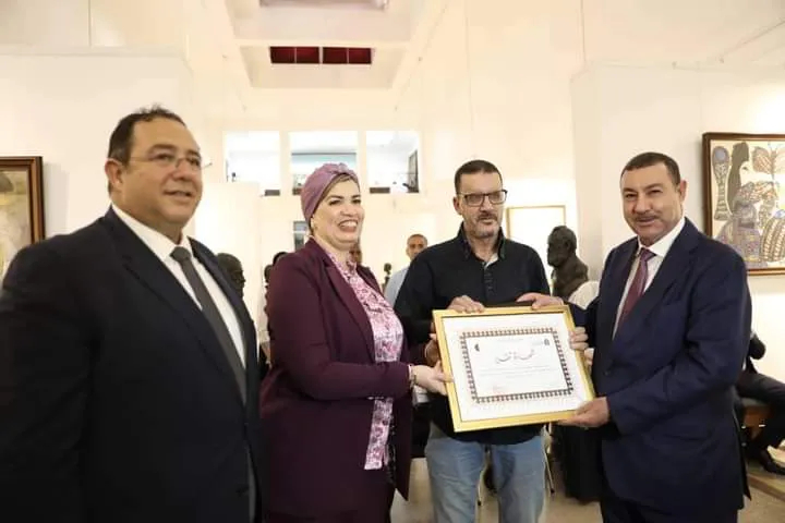 وهران: وزيرة الثقافة تتفقد معالم أثرية تنتظر الترميم