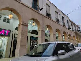 سطيف: نقص تحويلات المغتربين وراء ارتفاع الأورو