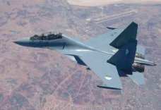 L'Algérie possède le chasseur bimoteur SU-30MKA le plus destructeur