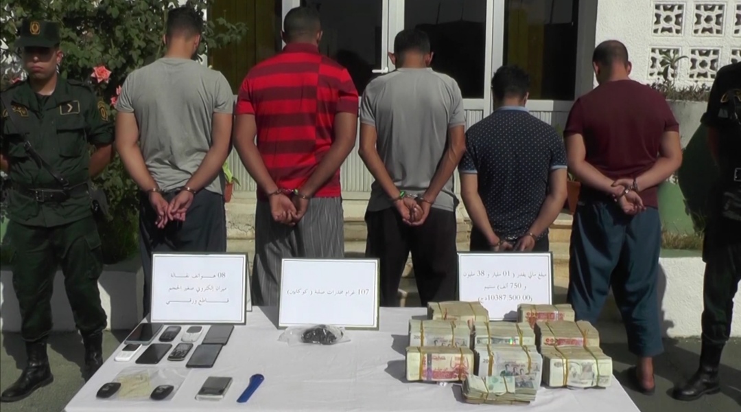 تفكيك شبكة إجرامية وحجز مليار سنتيم في بومرداس - الشعب أونلاين