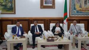 عرقاب يحل بوهران للإشراف على افتتاح الطبعة الـ 12 لمعرض الطاقة والهيدروجين