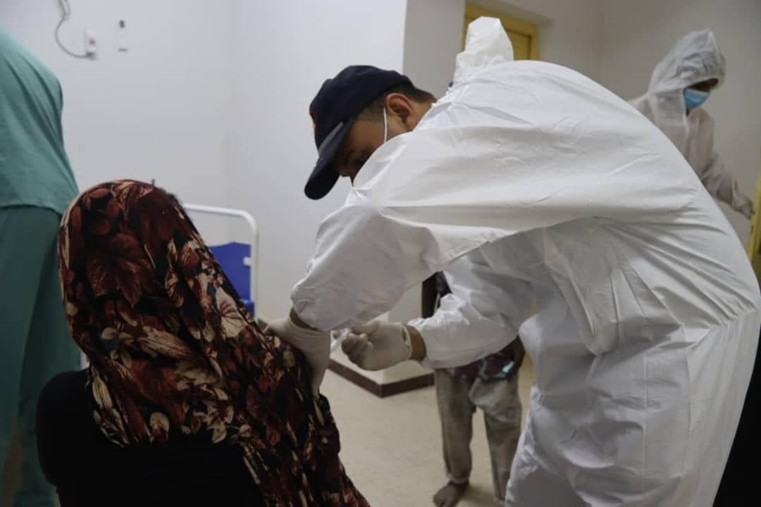 فرقة طبية من وهران بإن قزام للتكفل بحالات الملاريا والدفتيريا - الشعب أونلاين