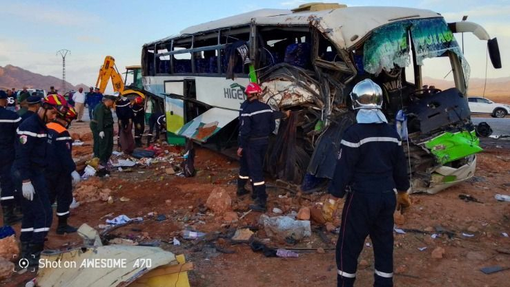 النعامة: ارتفاع حصيلة حادث المرور إلى 7 قتلى و19 جريحاً