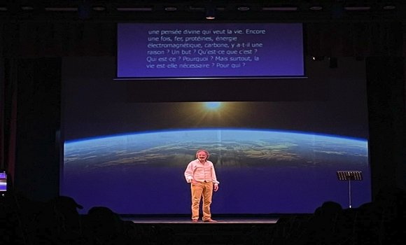 المهرجان الدولي للمسرح ببجاية: مسرحية 