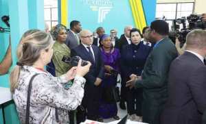 Mouloudji et Zitouni inaugurent les expositions artistiques et créatives de la manifestation  CANEX WKND 2024