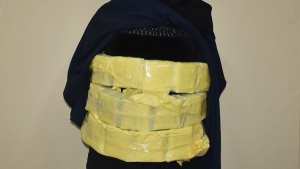 شرطة غرداية توقف امرأة بحوزتها 3600  كبسولة