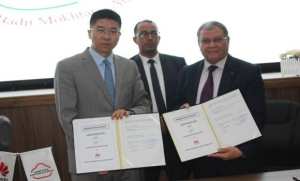 Annaba: signature d'un accord entre l'université Badji Mokhtar et Huawei Algérie en vue de l'intégration des étudiants à l'Académie d'excellence des TIC