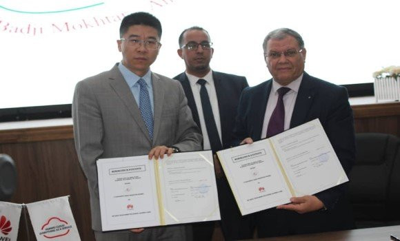 Annaba: signature d'un accord entre l'université Badji Mokhtar et Huawei Algérie en vue de l'intégration des étudiants à l'Académie d'excellence des TIC