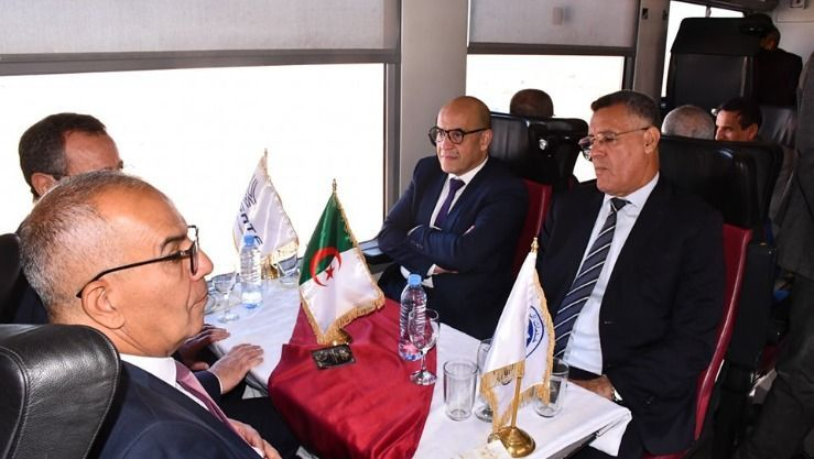 وزير النقل يُشرف على إعادة تشغيل خط السكة الحديدية “النعامة – بشار”