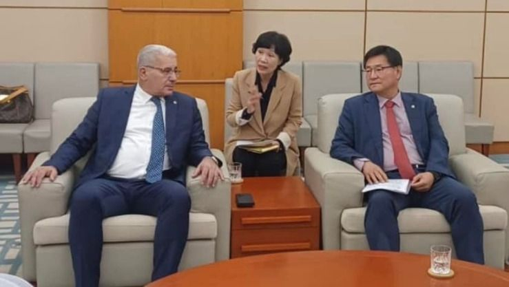 رئيس المجلس الشعبي الوطني يحل بالعاصمة سيؤول