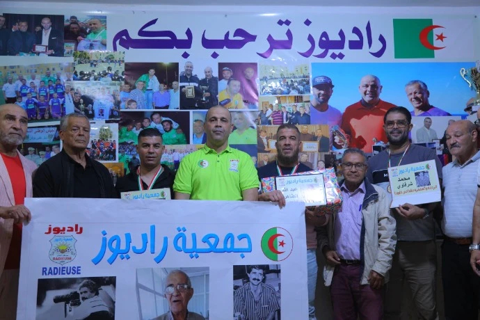 شهادة شكر وتقدير.. إلى أعمدة عدسة الإعلام بوهران : راديوز تتذكر المصورين الصحفيين شرفاوي محمد والحاج بوطيبة والطاهر عبد الله