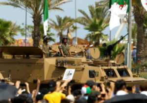 Une Armée populaire !