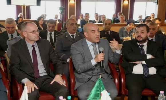 Transports: Zahana réaffirme l'importance de créer un environnement propice pour améliorer les services de l'ENTMV