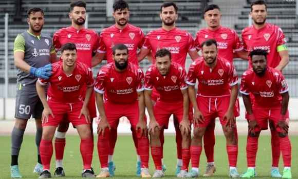 Foot/Ligue 1 : le MC Oran sur une courbe ascendante, Eric Chelle ne s'enflamme pas