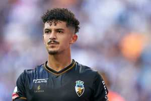 بلومي ضمن تشكيلة الأسبوع في الدرجة الأولى الإنكليزية - الشعب أونلاين