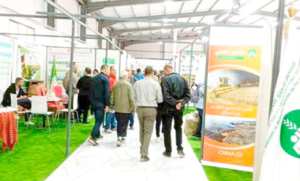 Inauguration du Salon national du matériel  et des produits agricoles