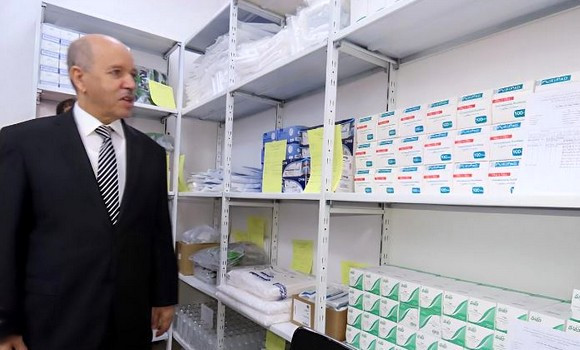 Création d'une cellule de veille pour éviter les fluctuations dans la chaîne d'approvisionnement en médicaments